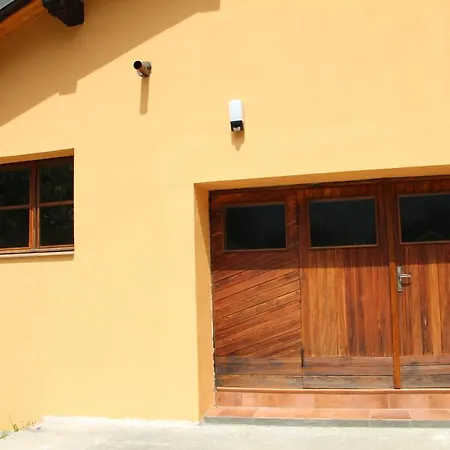 Ex Funivia Lussari Apartment Valbruna